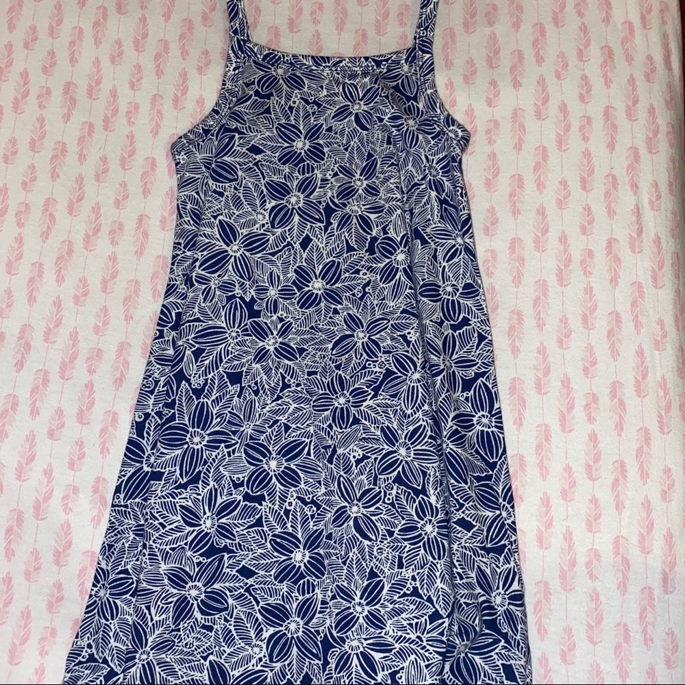 👗 Blue and white tank dress